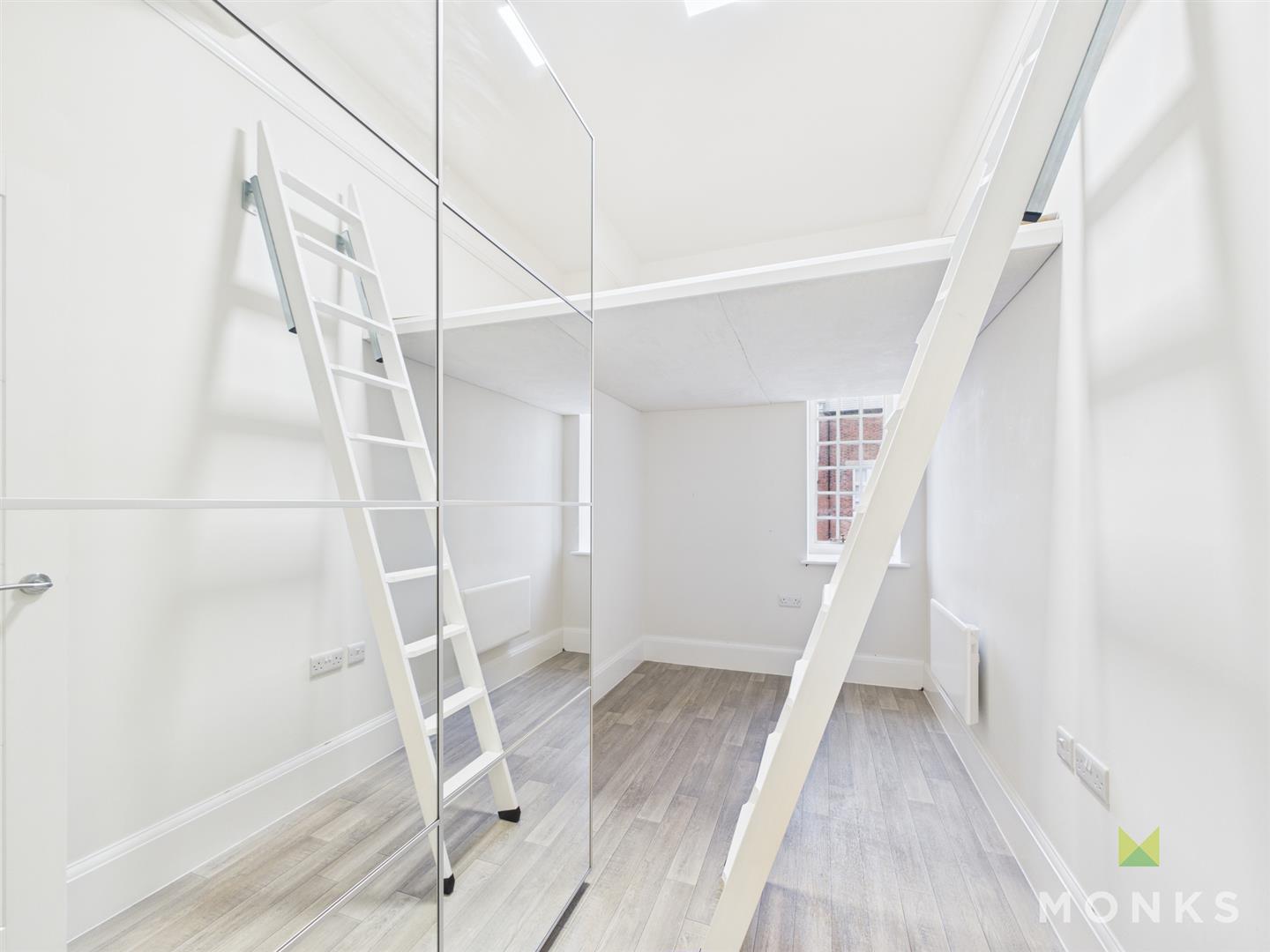 29 Oliver Road, Shrewsbury, SY3 5FX For Sale